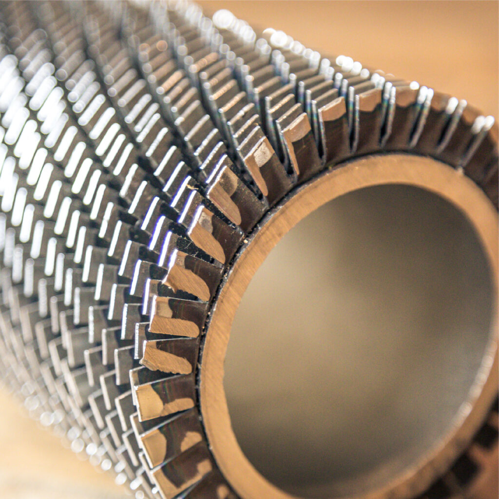 High-frequency serrated fin, end view